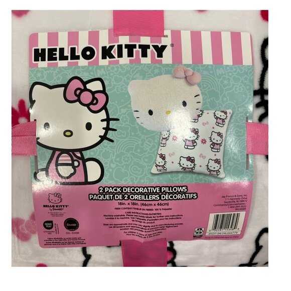 🆕🎀 Hello Kitty 2-Pack Decorative Pillows - Picture 3 of 7